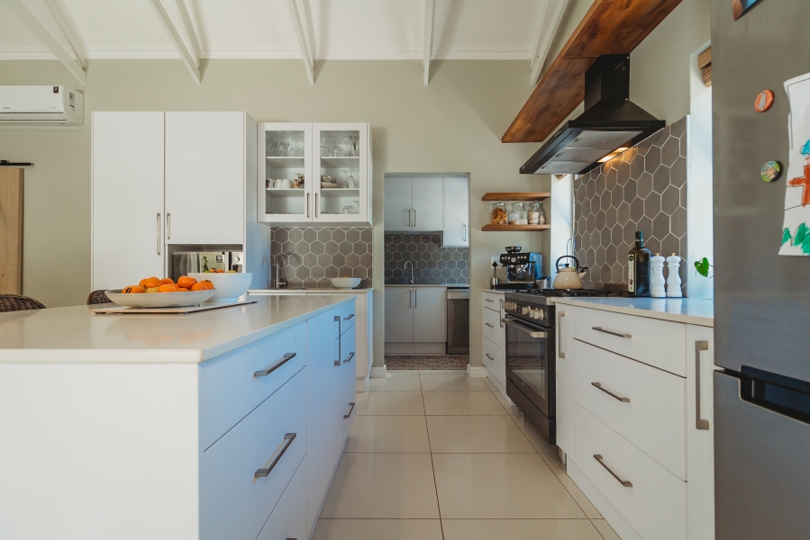 3 Bedroom Property for Sale in Mont Fleur Mountain Estate Western Cape